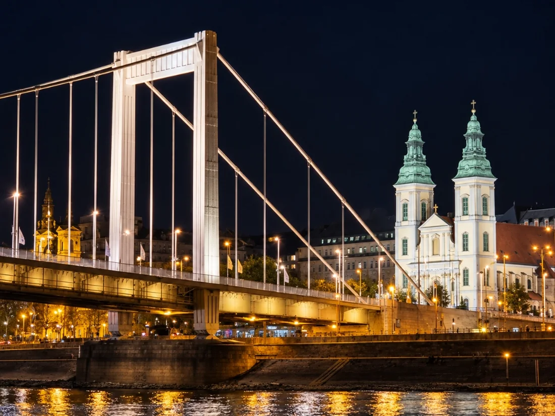 Elisabeth Bridge